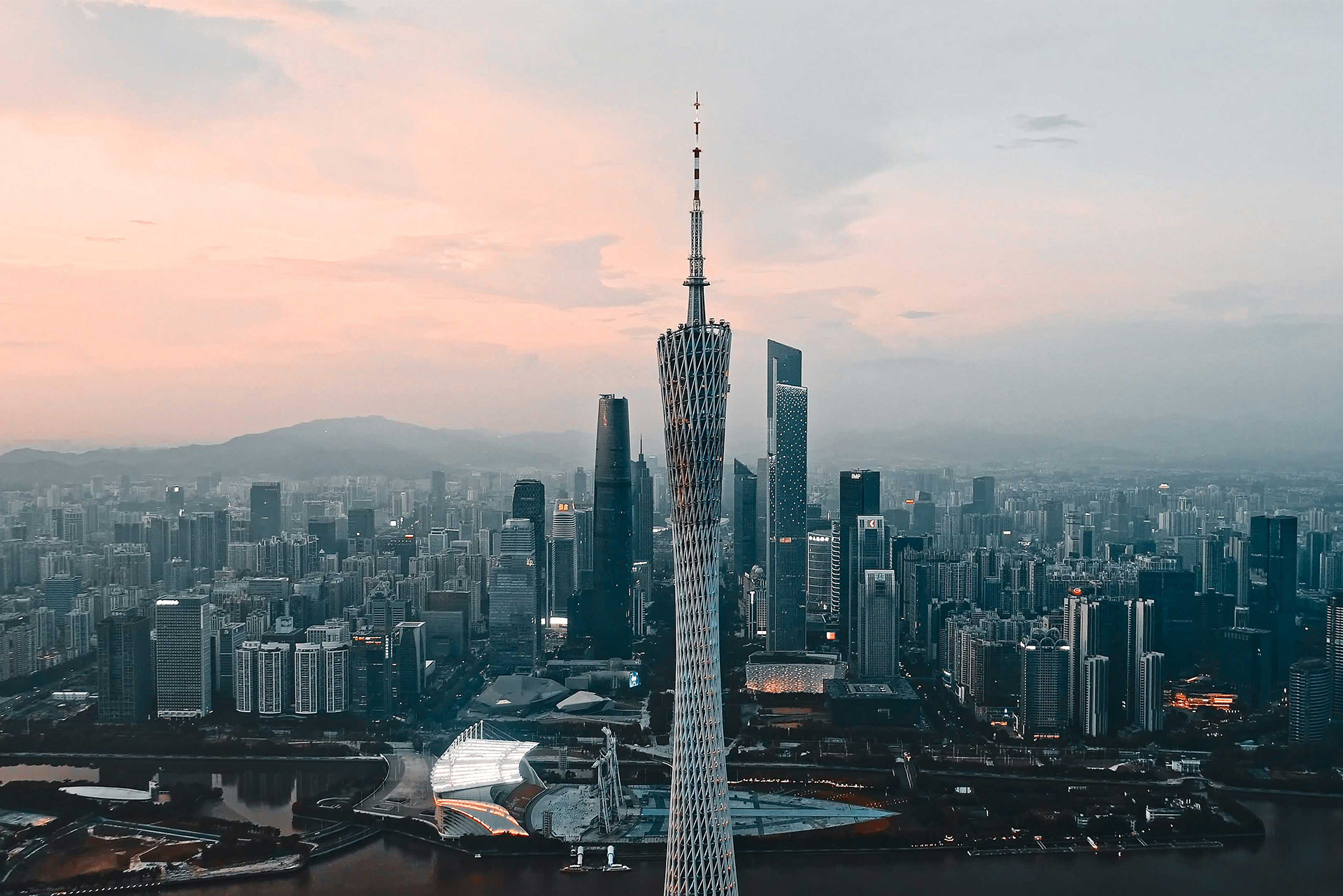 谈球吧·美妆领航者